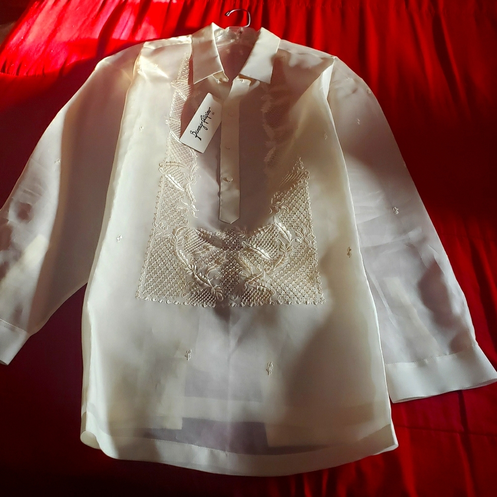 Men embroidered silk shirt 👕